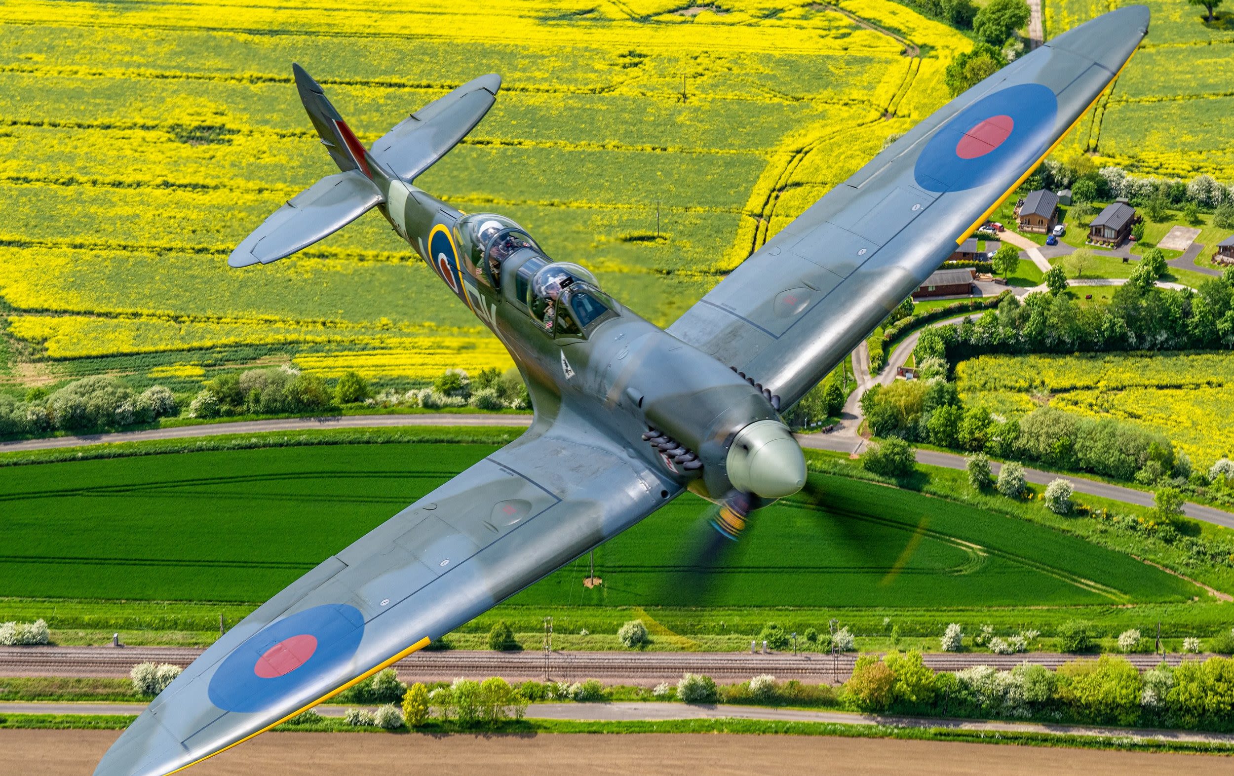 RAF pilot dies in Spitfire crash