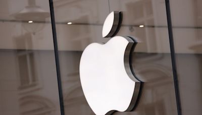 Apple Fights €1.8 Billion EU Antitrust Fine for Curbs on Spotify