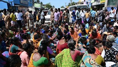Death of Indian fisherman in Sri Lanka: Rameswaram fishermen stage agitation