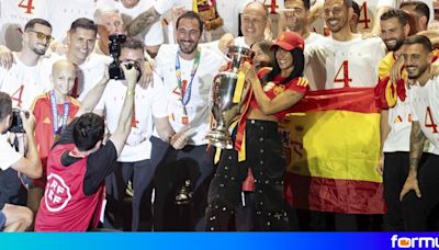 Así fue la celebración del triunfo de España en la Eurocopa, con Aitana, Almácor y la 'Potra salvaje'