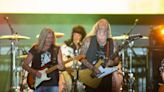 Watch Lynyrd Skynyrd Salute Gary Rossington at First Show Since Guitarist’s Death