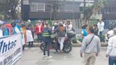 Por protestas colapsa movilidad en inmediaciones de aeropuerto El Dorado