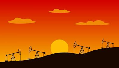 ConocoPhillips (COP) Stock Falls 12.6% in 3 Months: Hold or Fold?