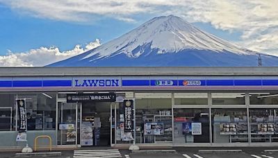 河口湖逼爆遊客惹居民不滿 最快5月1架黑網遮擋富士山 | am730