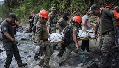 Mueren 3 policías que revisaban daños por lluvia en el este de México; otro sigue desaparecido