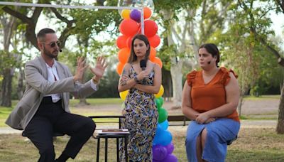 Burriana celebra las jornadas del Orgullo con la periodista de Radio Castellón, Andrea Jarque, como presentadora