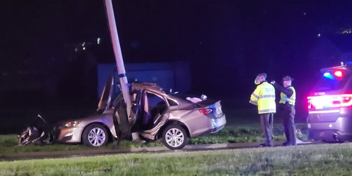 Driver airlifted to hospital after crash into pole in Middletown