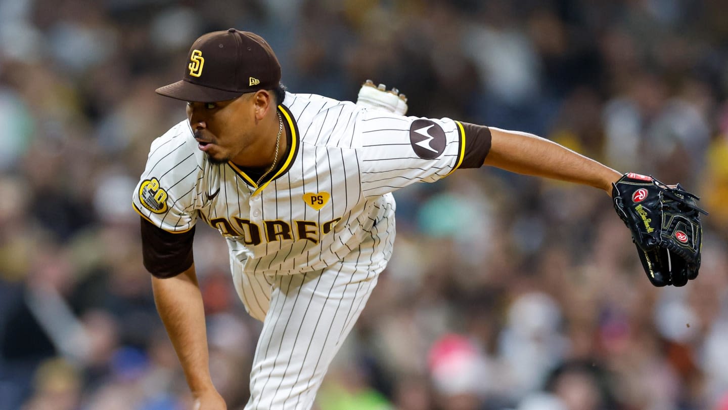 San Diego Padres' Reliever Breaks Incredible Baseball Record on Tuesday