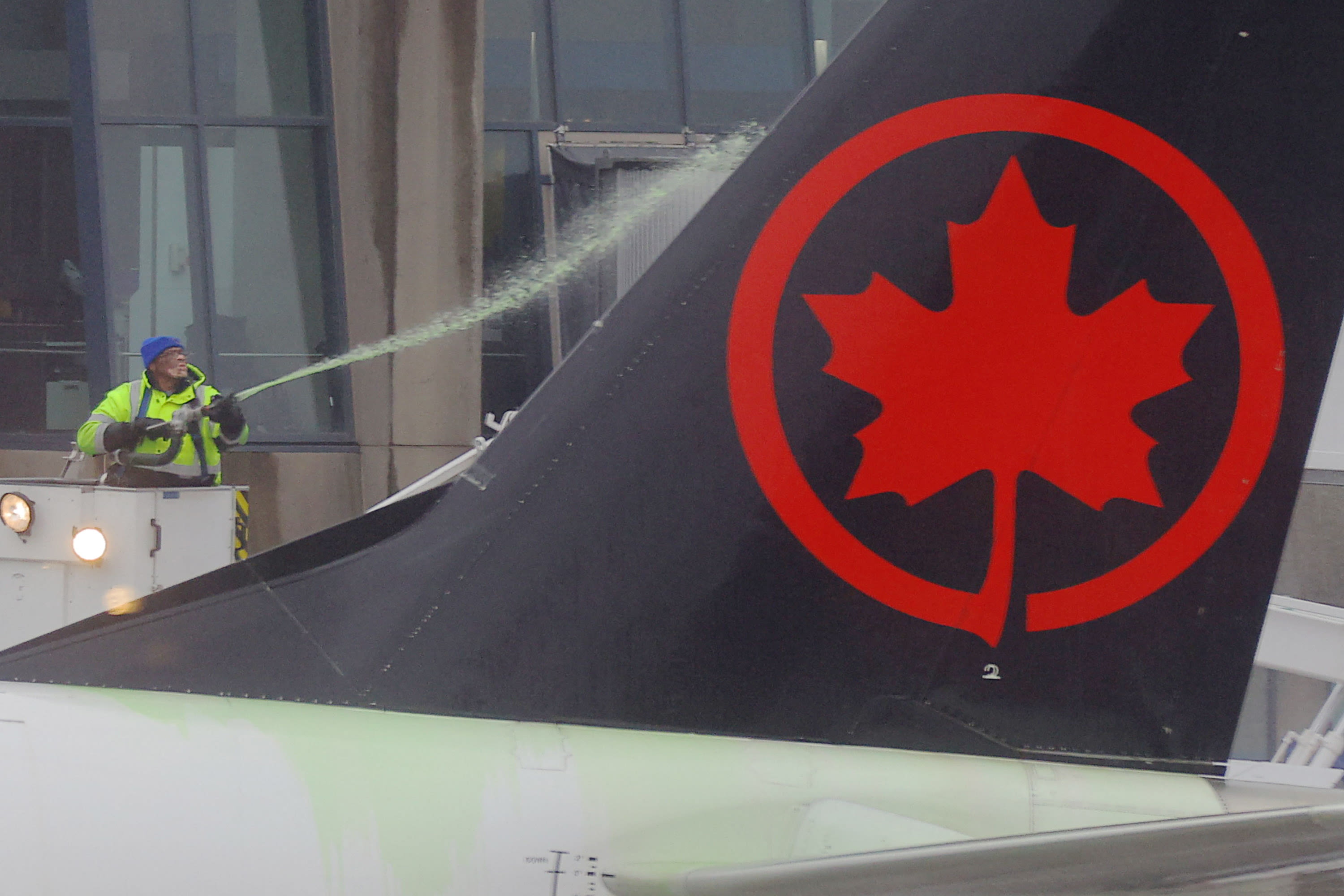 Air Canada among lowest-ranked North American carriers when it comes to customer satisfaction