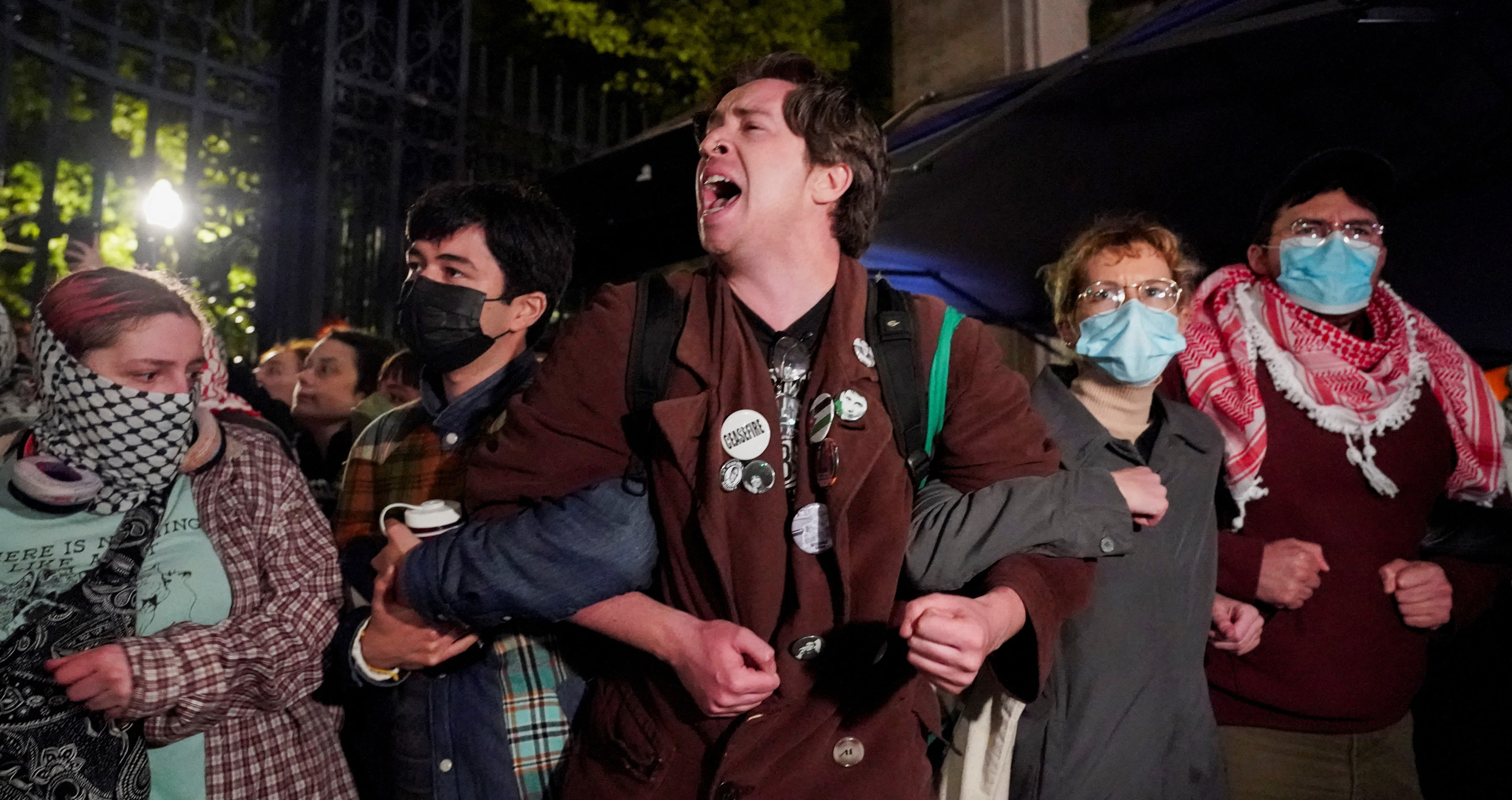 Columbia University protest photos: Police break up protest at Hamilton Hall