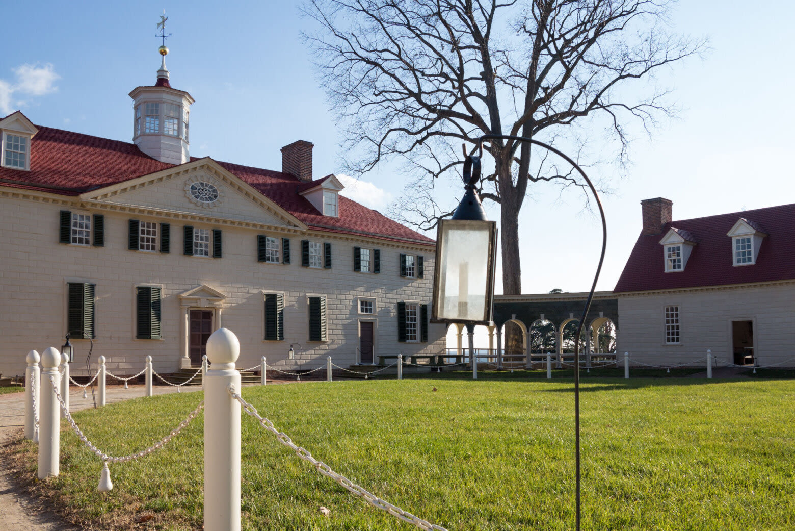 More bottles of cherries found buried at George Washington’s home - WTOP News