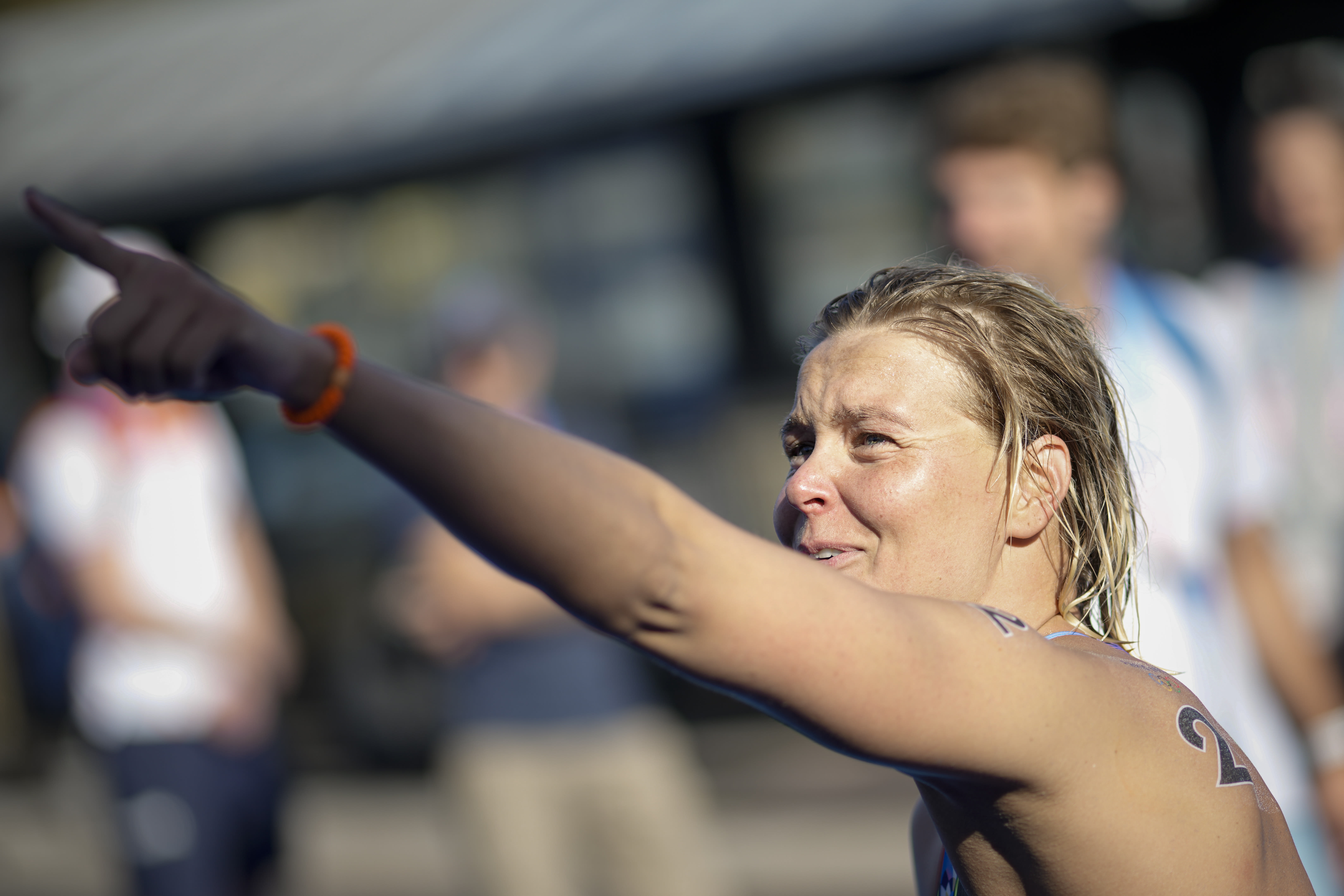 Casting aside concerns about the Seine, Sharon van Rouwendaal wins more Olympic gold in open water