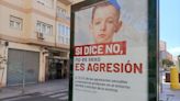 El Ayuntamiento de Almería manda retirar un polémico cartel sobre la pederastia