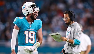 Mike McDaniel: Dolphins uncertain if Skylar Thompson, Tim Boyle or Tyler Huntley will start at QB vs. Titans