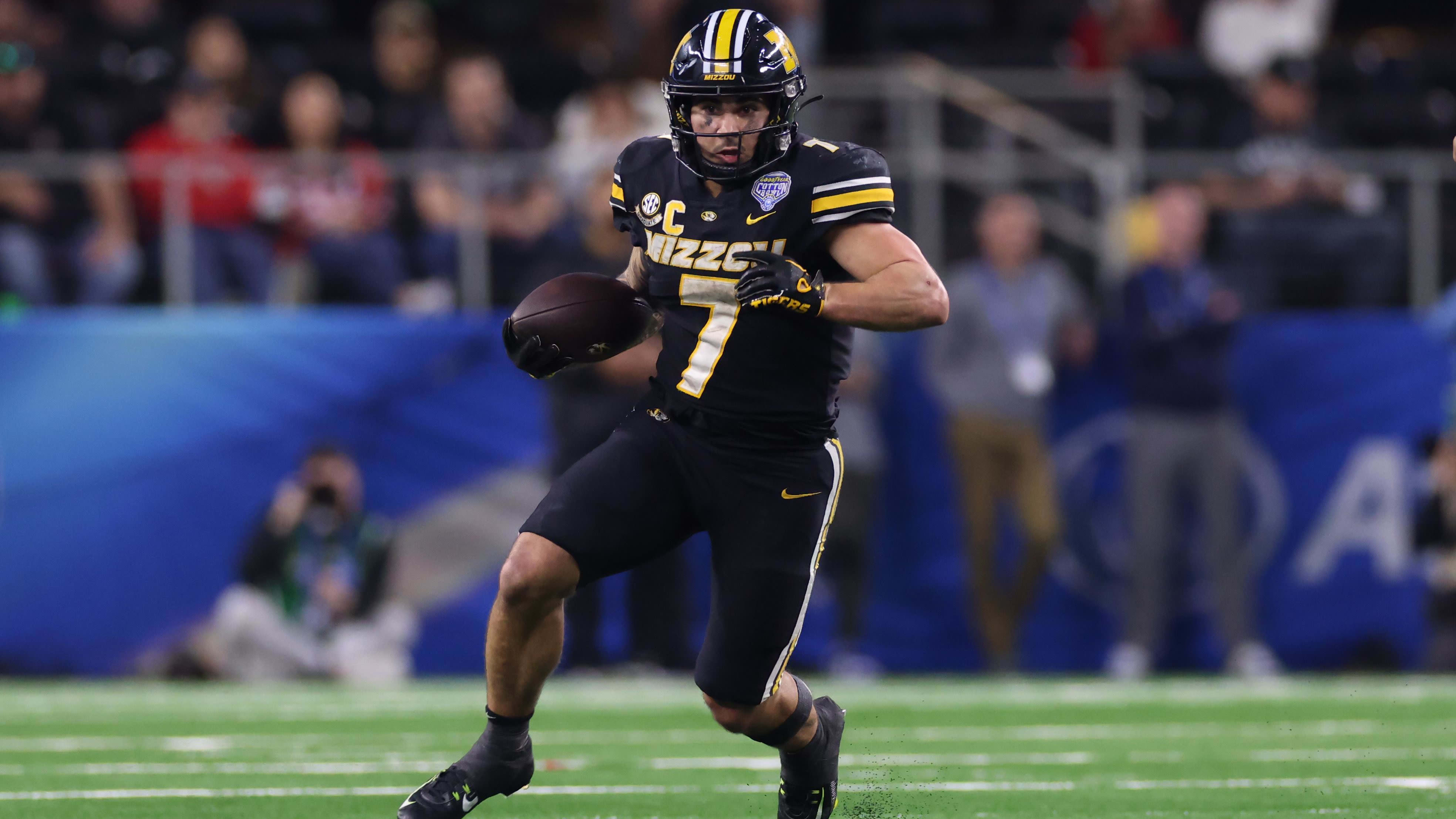 Why the 49ers Signed RB Cody Schrader as a UDFA