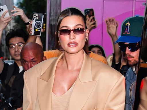 Hailey Bieber Just Went Against The Grain With A Lighter Bronde Hair Colour For Autumn