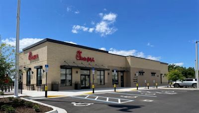 'A fresh Chick-fil-A prototype' opens in Leesburg this week. Here's what to expect