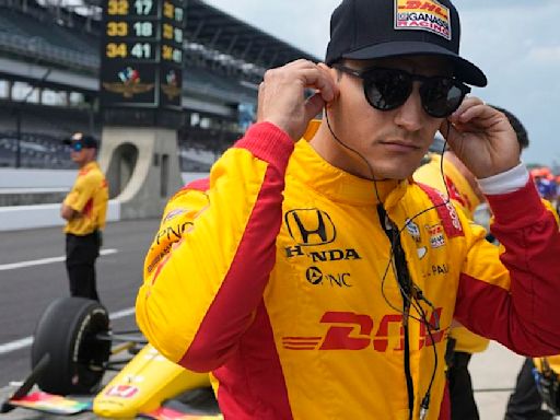 Alex Palou survives early electrical issue to take IndyCar points lead into season finale