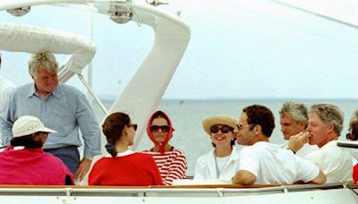 Why Martha’s Vineyard Remains a Portrait of the Kennedys’ Influential Style: Fashion and Decor at Jackie’s ‘Romantic’ $27 Million...