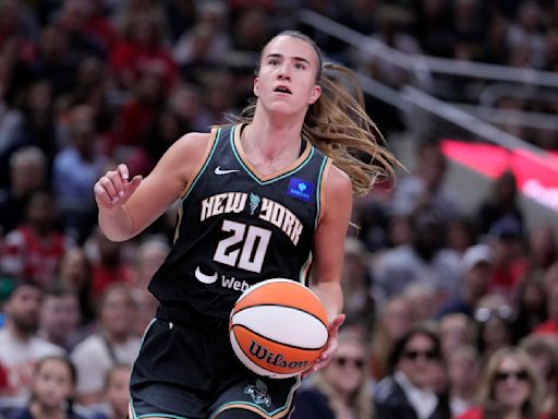 New York Liberty's blossoming chemistry leads them past Sun, to top of WNBA