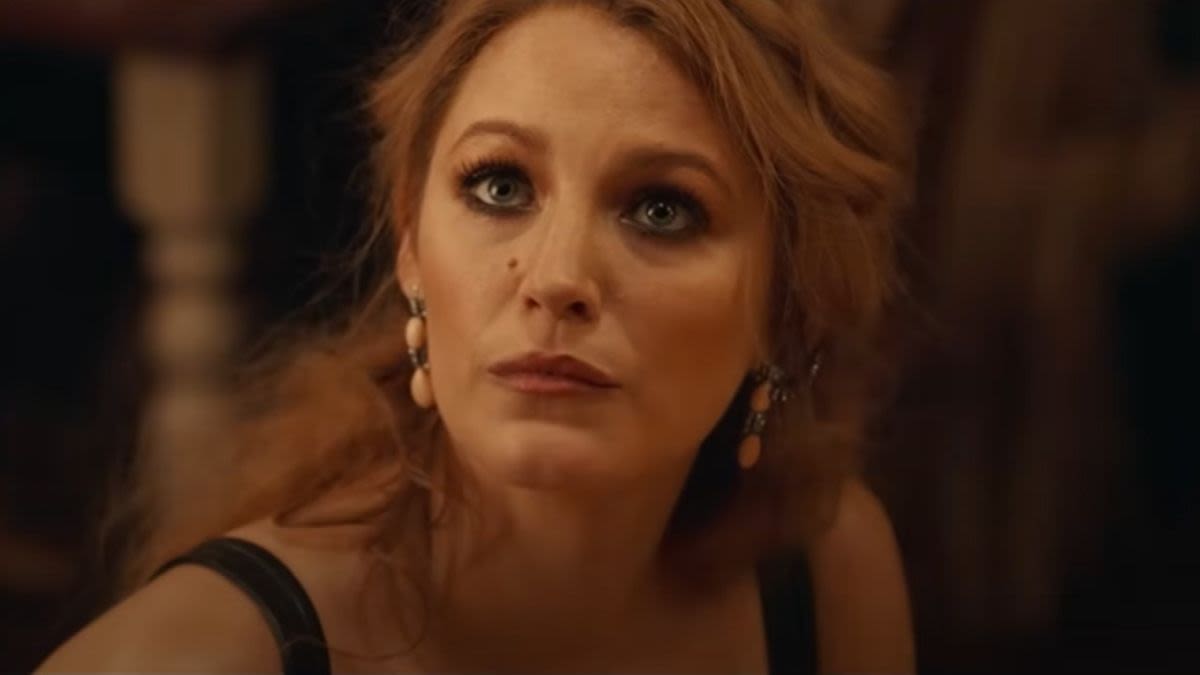 Blake Lively's Latest It Ends With Us Look Is A Pastel Feathery Masterpiece, And It Proves She's A Master At Method...