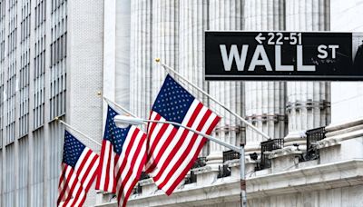 Wall Street bonuses poised to recover on back of market gains - report