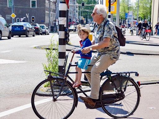 Most Dutch people cycle every week. How did the low country make it a national pastime?