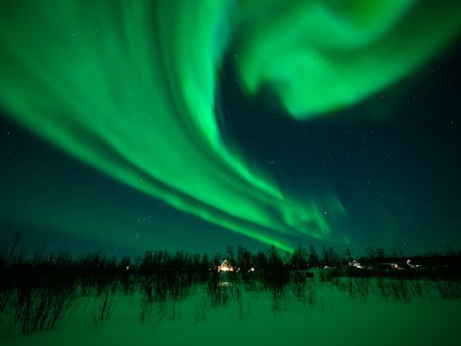 What time will the Northern Lights be visible tonight? Why we could see them in Oklahoma
