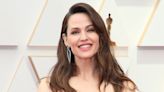 Jennifer Garner Shares Her Favorite Beauty Advice for Daughters Violet and Seraphina: 'Obsess Less'