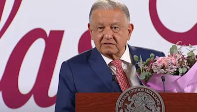 Día de las Madres: AMLO dedica concierto en su mañanera a las mamás; no acepta preguntas