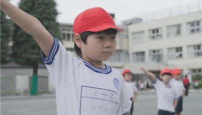 山崎艾瑪「臥底」東京小學150天 《日本人的養成》揭關鍵答案 - 娛樂