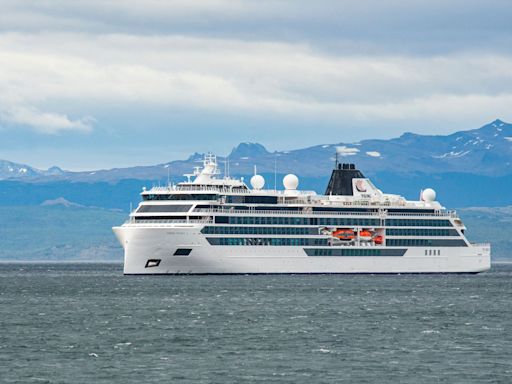 Wanna see a big boat on Lake Michigan? Viking Cruises ship stops in Algoma on May 29