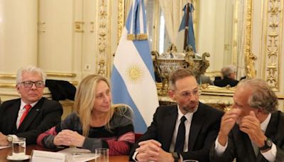 ¿Quién es Diego Sucalesca?, el nuevo director de la Agencia Argentina de Inversiones y ex compañero teatral de Javier Milei