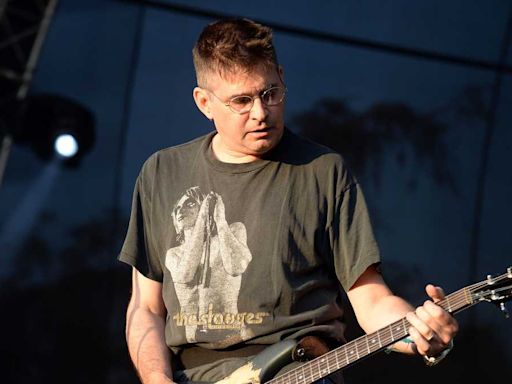 Steve Albini, legendary producer for Nirvana, the Pixies and an alternative rock pioneer, dies at 61