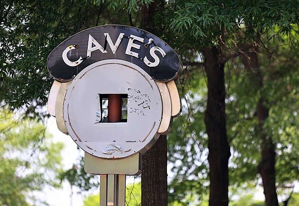 Iconic Cave’s Clock in downtown Little Rock gets its faces back after year-long renovation work | Arkansas Democrat Gazette