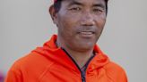 El alpinista nepalí Kami Rita escala el Everest 30 veces