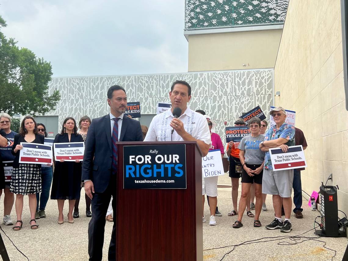 Democrats rip state GOP convention. Say party is out of line with Texas values