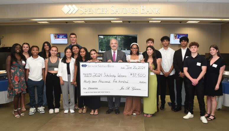 Spencer Savings Bank Awards $37,500 in Scholarships to High School Students