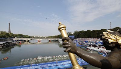 Francia canta victoria después de poder celebrar el triatlón en el Sena