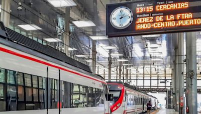 Málaga y Cádiz se sientan por primera vez con el Gobierno para estudiar el corredor ferroviario de la Costa del Sol