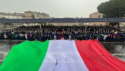 Día de la República, Mattarella: "La contribución a la causa de la paz es más valiosa que nunca"