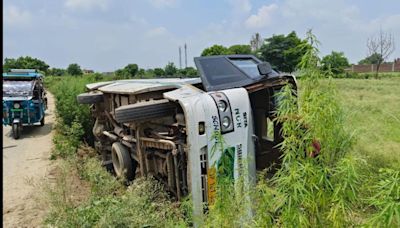 School bus with 50 kids topples into fields, 9-year-old sustains head injuries, others minor bruises