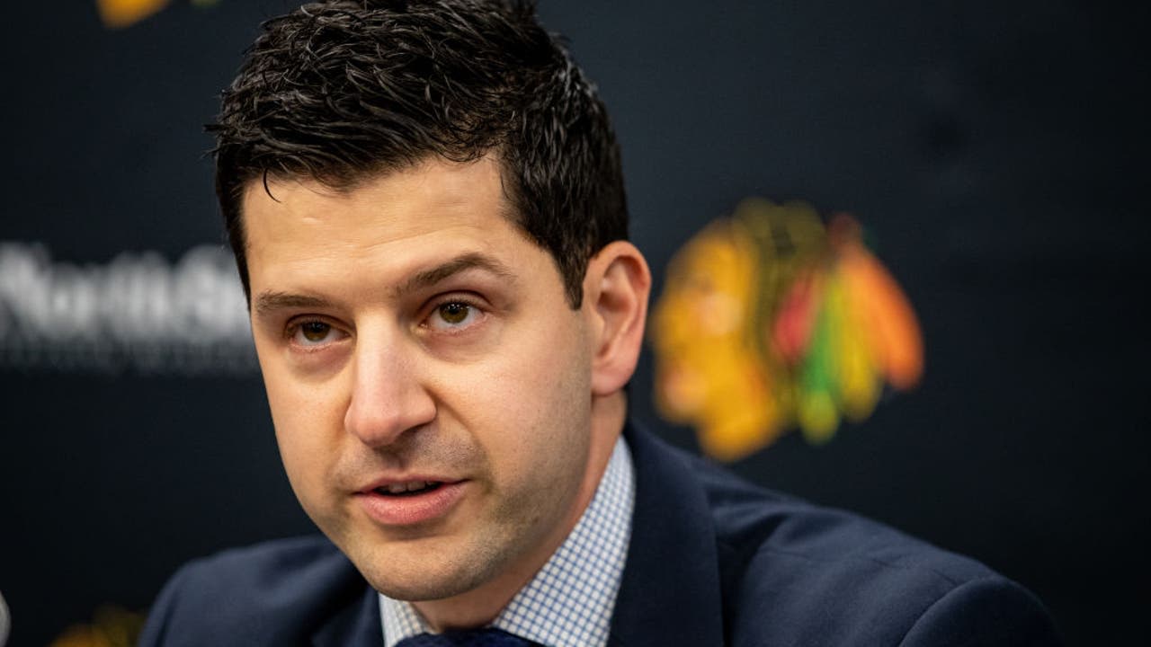 Blackhawks trade up in 2024 NHL Draft, swapping first-round picks with New York Islanders