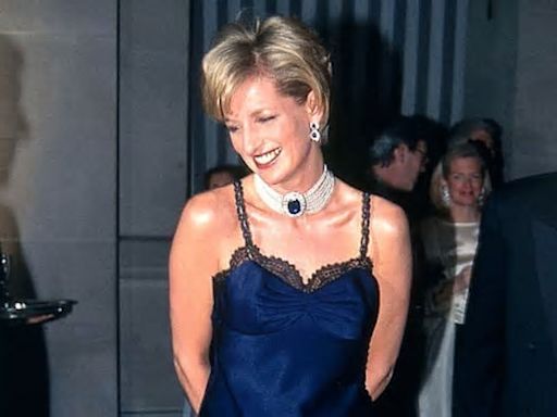 El día que la princesa Diana llegó en lencería a la Met Gala en 1996