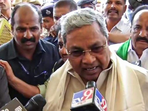 Congress leader Koliwad urges Siddaramaiah to resign