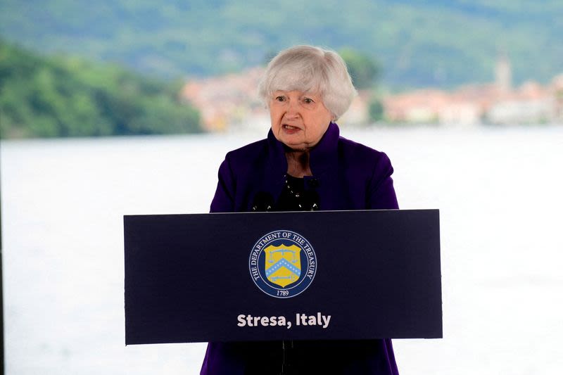 European banks in Russia face 'awful lot of risk', Yellen says