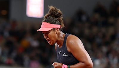 French Open LIVE: Latest scores and results as Iga Swiatek faces Naomi Osaka and Carlos Alcaraz battles on