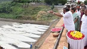 Mettur dam opens for irrigation following rains - News Today | First with the news