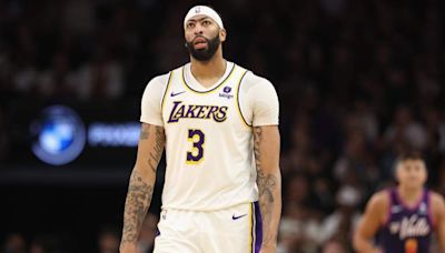 Lakers Urged to Trade for $50 Million Shooting Center to Pair With Anthony Davis