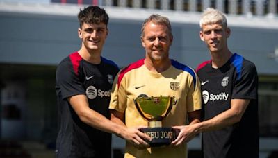 Flick, Olmo y Pau Víctor, los nuevos para el Gamper de 2024